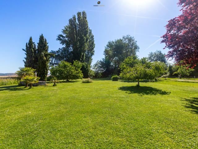 Single family house with 7.5 rooms on sale in Ermatingen 221 m² | dreamo. Ch