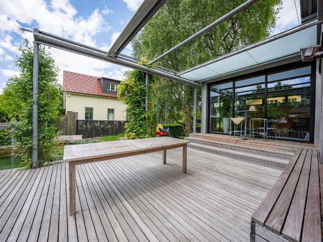 Single family house with 7.5 rooms on sale in Rheineck 245 m² | dreamo. Ch