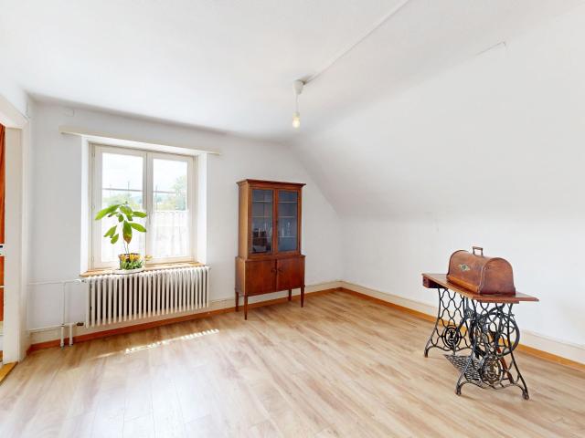 Single family house with 7 rooms on sale in Nunningen 127 m² | dreamo. Ch