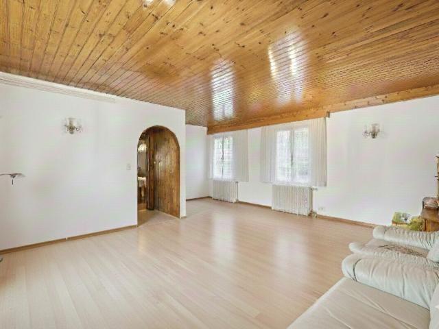 Single family house with 7 rooms on sale in Vallorbe 220 m² | dreamo. Ch