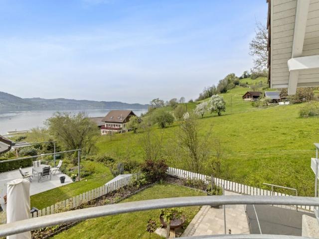Single family house with 4.5 rooms on sale in Arth 110 m² | dreamo. Ch