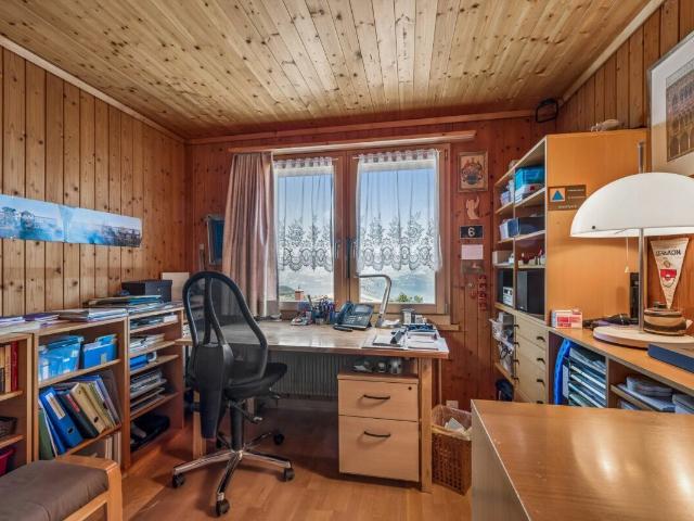 Single family house with 5.5 rooms on sale in Aeschi b. Spiez 146 m² | dreamo. Ch