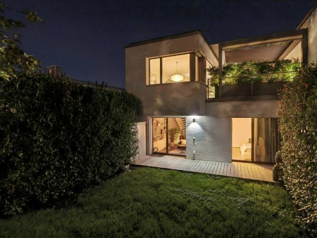 Single family house with 5.5 rooms on sale in Richterswil 225 m² | dreamo. Ch