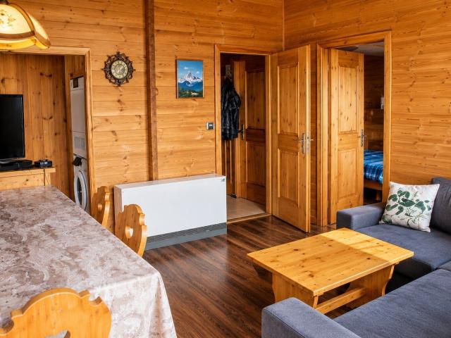 Single family house with 5 rooms on sale in Flums 83 m² | dreamo. Ch