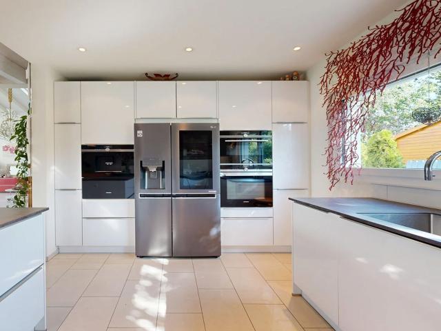 Single family house with 5 rooms on sale in Hochwald 194 m² | dreamo. Ch