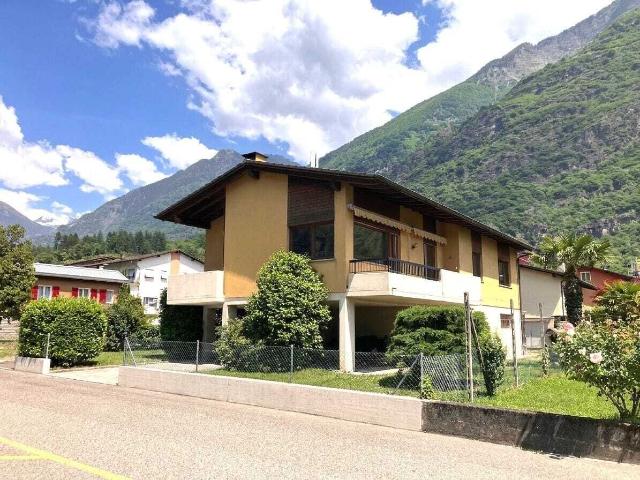 Single family house with 6.5 rooms on sale in Biasca 134 m² | dreamo. Ch