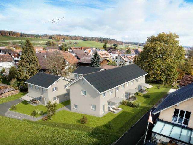 Single family house with 6.5 rooms on sale in Pfyn | dreamo. Ch