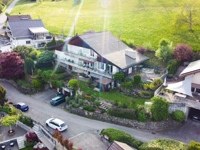 Single family house with 6.5 rooms on sale in Wattenwil 165 m² | dreamo. Ch