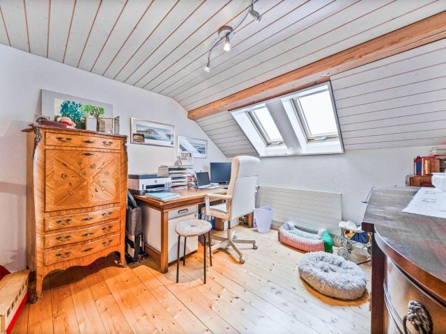 Single family house with 8.5 rooms on sale in Unterkulm 304 m² | dreamo. Ch