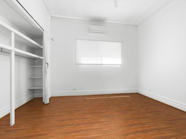 Single front, two bedroom cottage, great locale