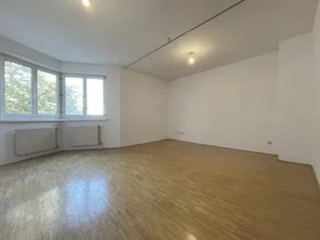 Single Hit mit Garagenabstellplatz