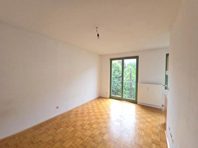 SINGLE HIT: Schöne Klein Wohnung bei der KF UNI Heinrichstraße 47b Top 24B