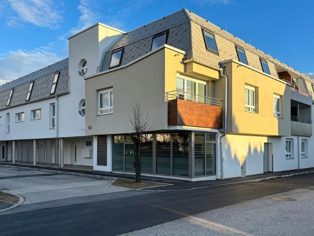 Single oder Pärchenwohnung im 1. OG mit Balkon