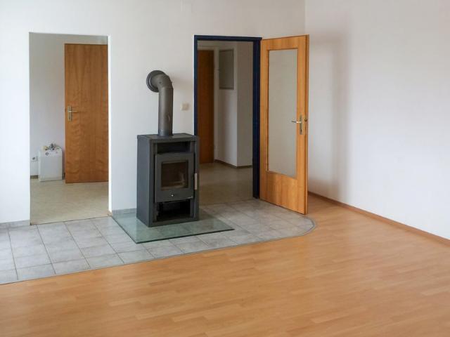 Single oder Pärchenwohnung im 1.OG mit Loggia