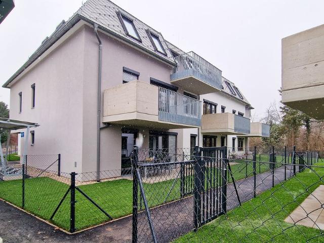 Single oder Pärchenwohnung mit Balkon im 1. OG