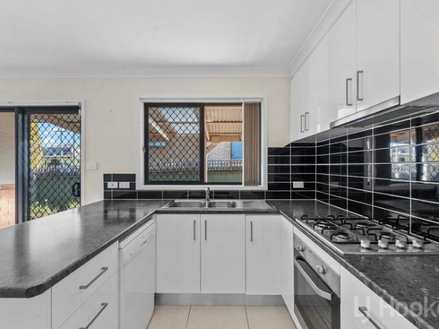 Single level 3 bedroom ensuite duplex with a garage