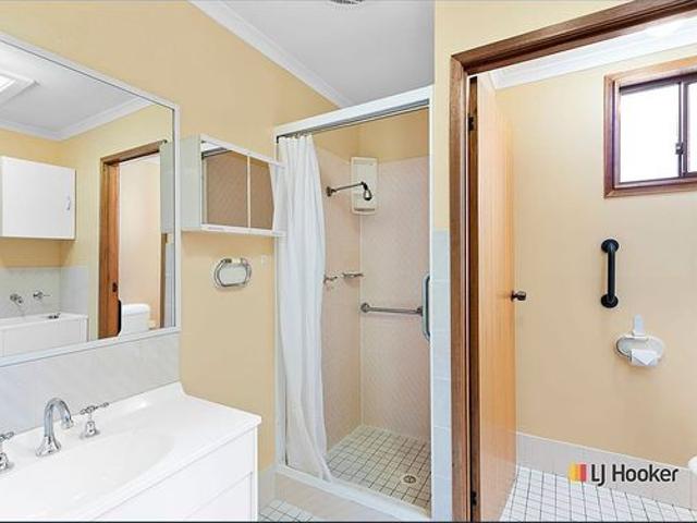 Single Level 3 Bedroom Villa