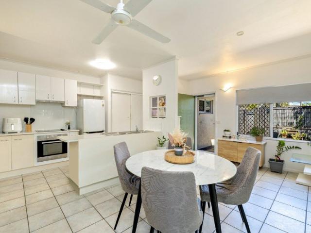 Single Level 3 Bedroom, 2 Bathroom Villa in Sought After Location