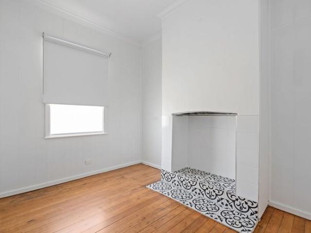 Single Level Cottage in Boolaroo!