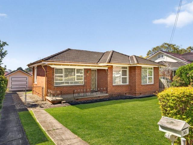 Single Level Brick Home On 746 Sqm With 18.29m Frontage & Duplex Potential STCA