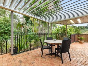 Single level garden sanctuary, sublime park views
