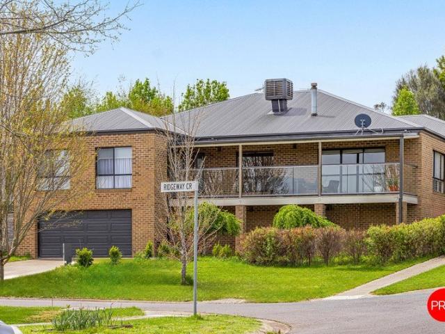 Single Level Ease, Big Views & Flexible Living from Two Streets