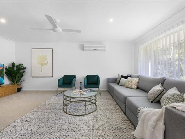 Single Level Family Home Looking for Long Term Tenants!