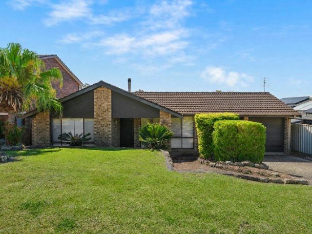 Single Level Family Living With a Pool and Exceptional Outdoor Entertaining