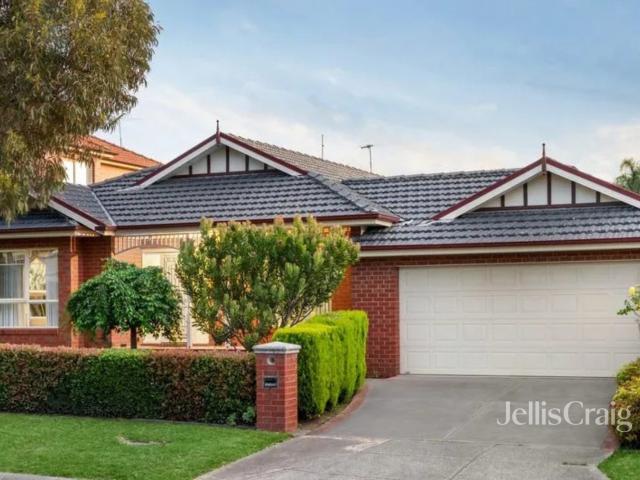 Single Level Family Living in a Quiet, Leafy Court