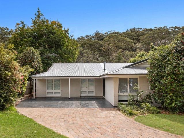 Single Level Home with Retreat in a Tranquil Bushland Setting