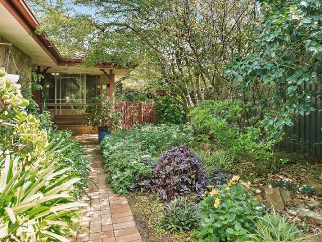 Single level home, in a private setting