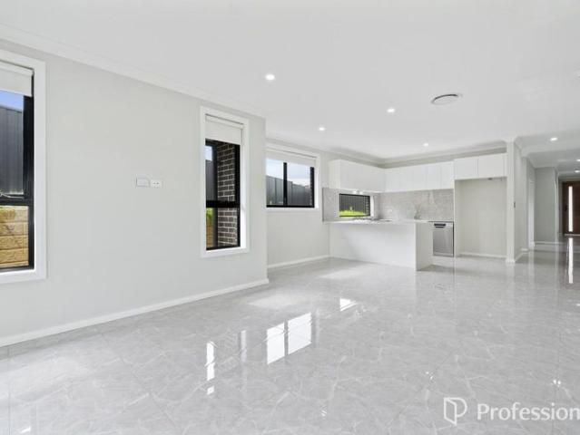 Single Level Home in Box Hill