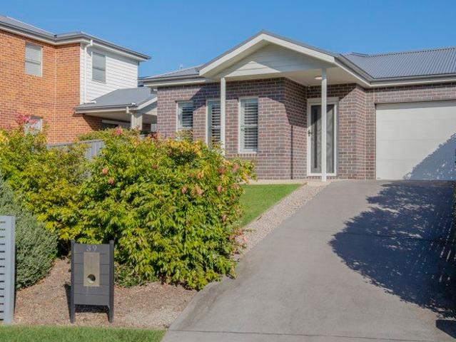 Single level oasis in a quiet street