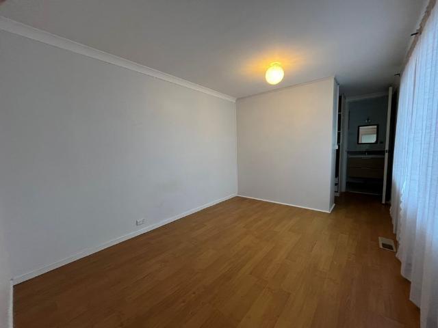 Single level living, minutes to Eastland
