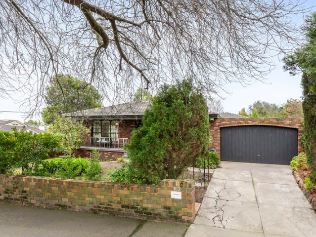 Single Level Living Moments from Maling Road