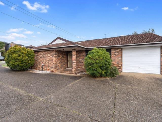 Single Level Living in a Boutique Complex of Six