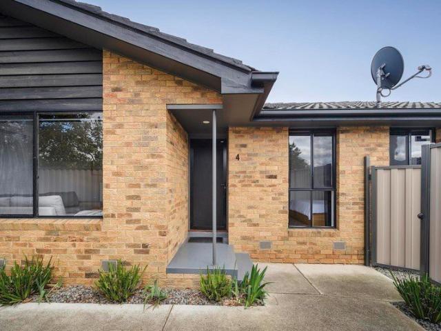 Single level living in a large garden setting!