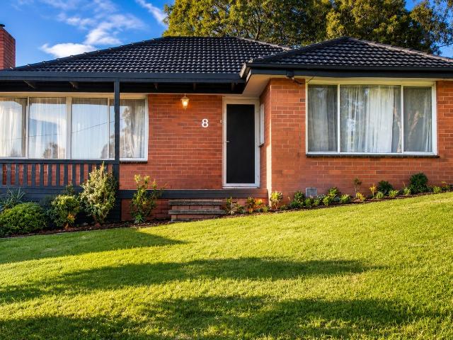 Single Level Living in Central Location!