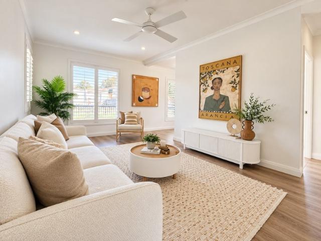 Single Level Living, Spacious Backyard and Rear Lane Access
