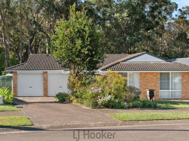 Single Level Living with a Leafy Outlook