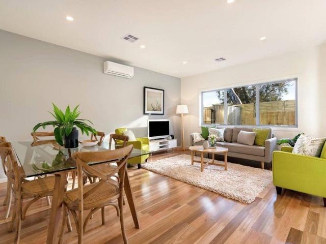 Single Level Sophistication in a Sought After Setting