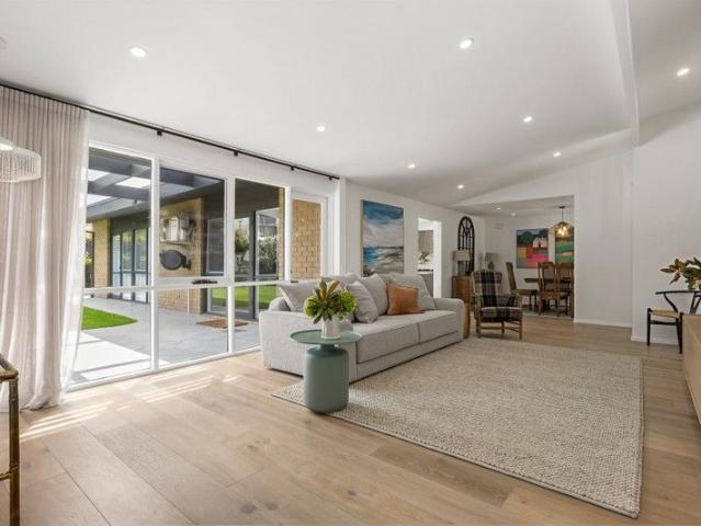 Single Level Sensation in a Blue Chip Lifestyle Address