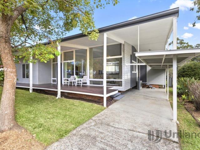 Single level simplicity, perfectly placed for parks, schools and Macquarie