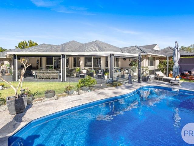 Single Level with Pool