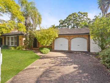 Single Level with Poolside Entertaining!