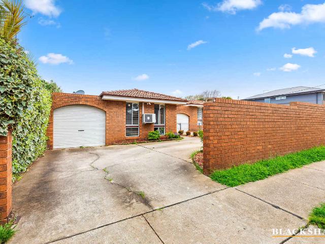 Single Level Townhouse in a Complex of 3