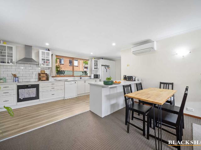 SINGLE LEVEL TOWNHOUSE