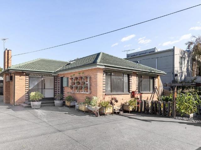Single Level Three Bedroom Winner
