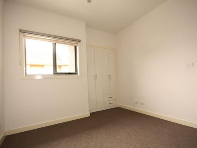 Single Level Unit, Excellent Condition
