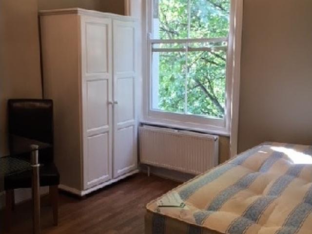 Single Semi Studio To Rent